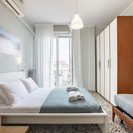 Yellowsunny Apartment With Two Balconies بيزا المظهر الخارجي الصورة