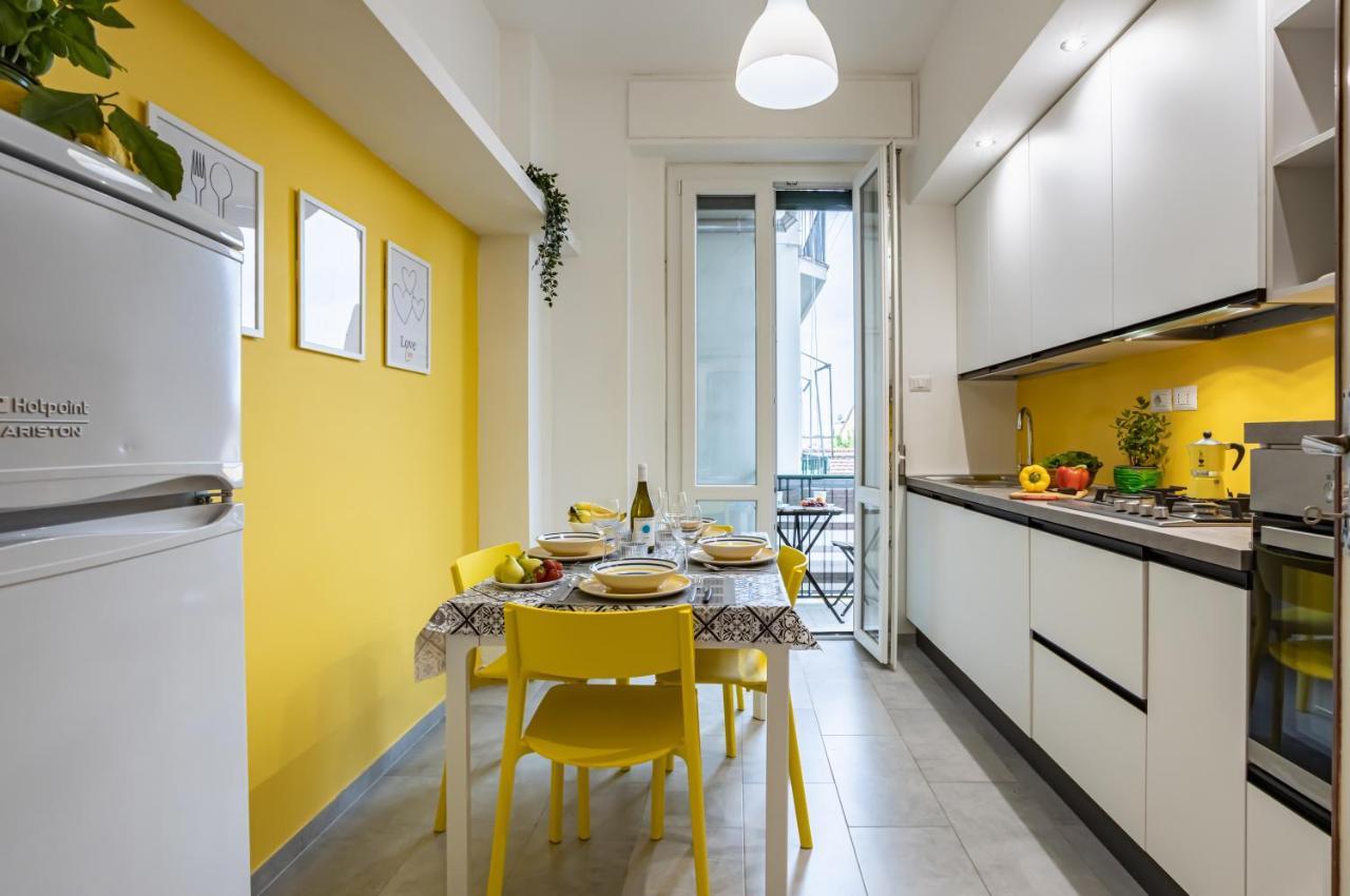 Yellowsunny Apartment With Two Balconies بيزا المظهر الخارجي الصورة